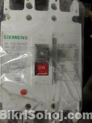 32 A MCCB